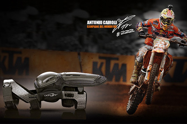 genouillère tony cairoli