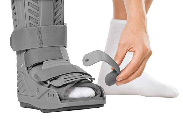 botte immobilisation longue gonflable a coque rigide pneumatique