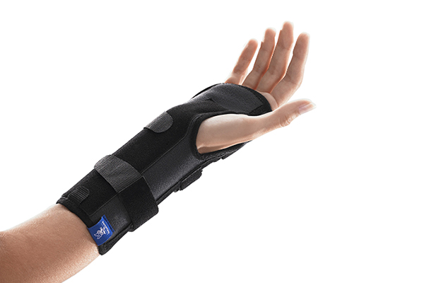 orthese de poignet pour immobilisation